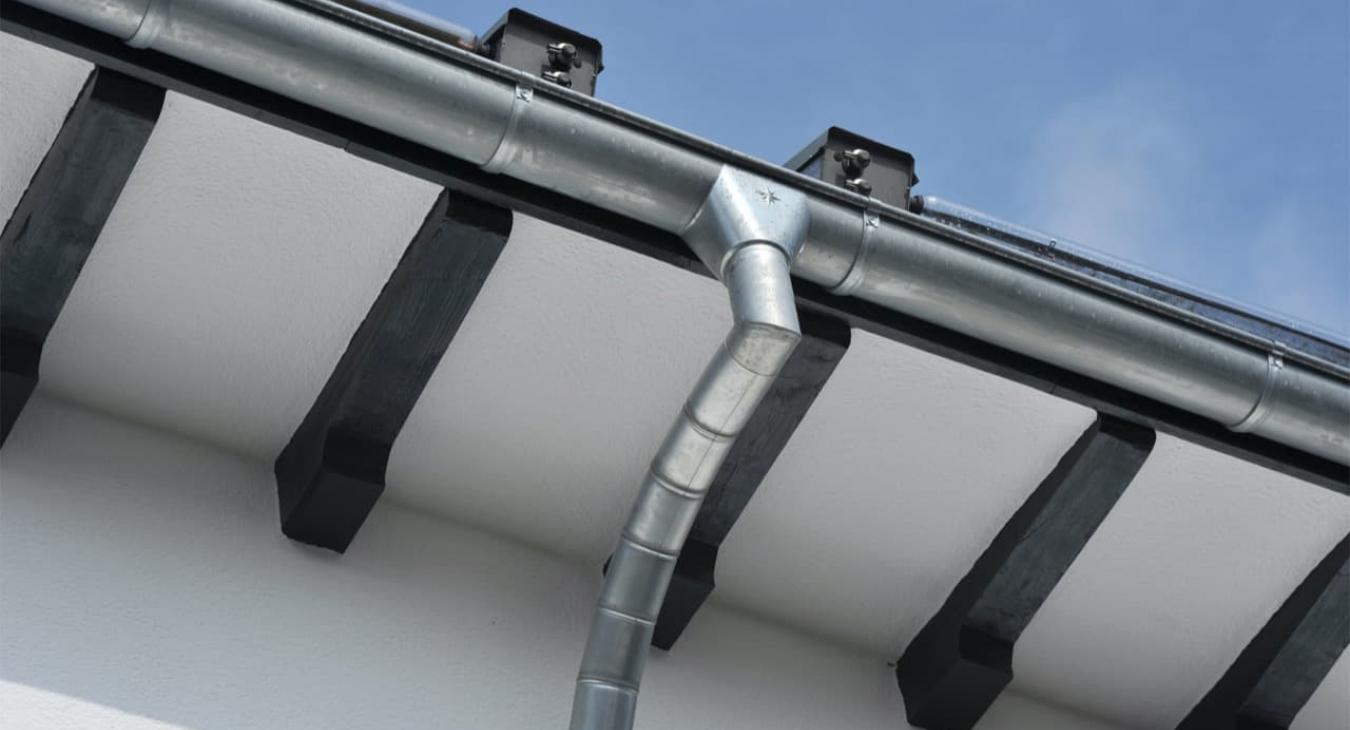 Nettoyage, pose & réparation de gouttières